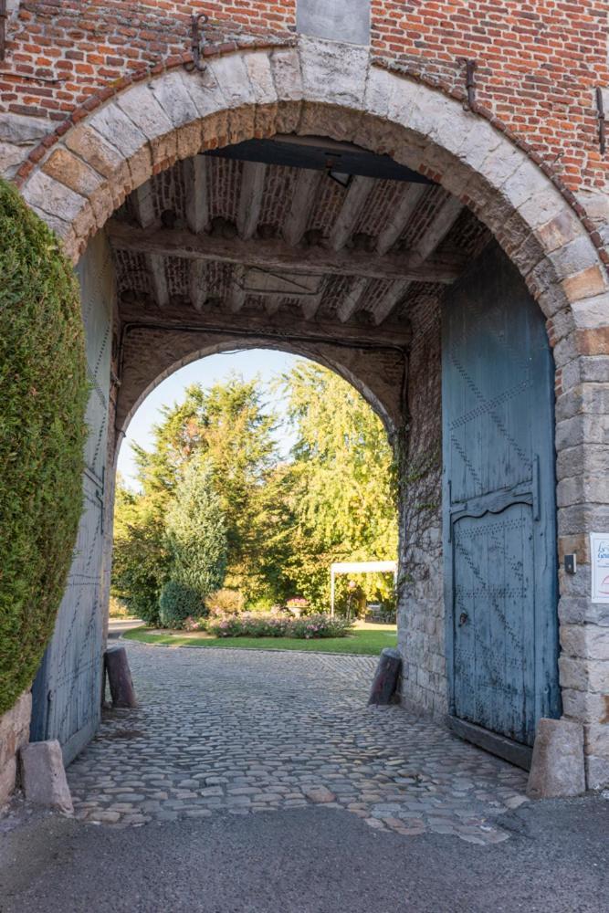 Logis-Hotel-Restaurant La Gentilhommiere Artres Dış mekan fotoğraf