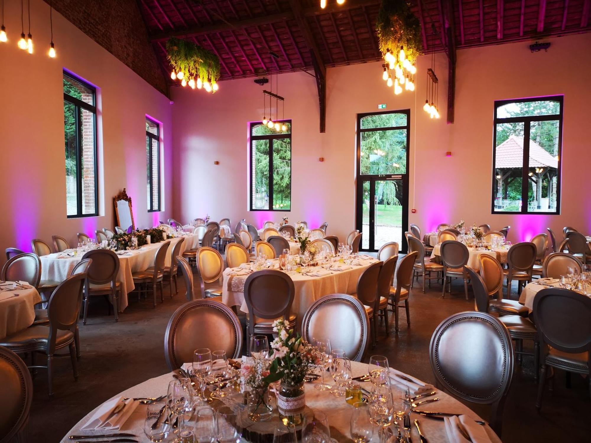 Logis-Hotel-Restaurant La Gentilhommiere Artres Dış mekan fotoğraf