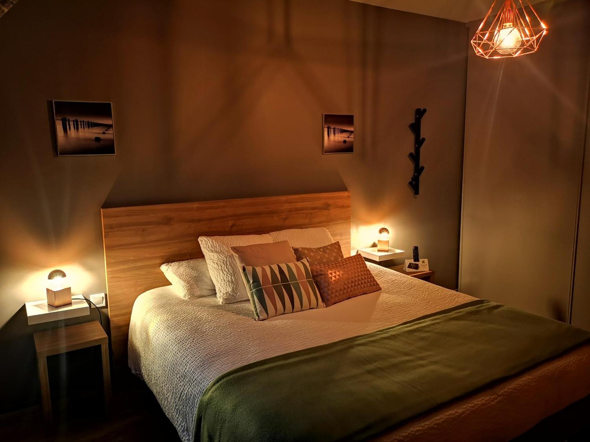 Logis-Hotel-Restaurant La Gentilhommiere Artres Dış mekan fotoğraf